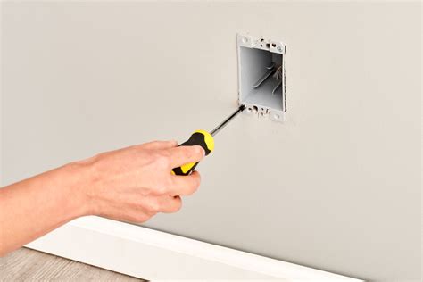 how to cut electrical boxes